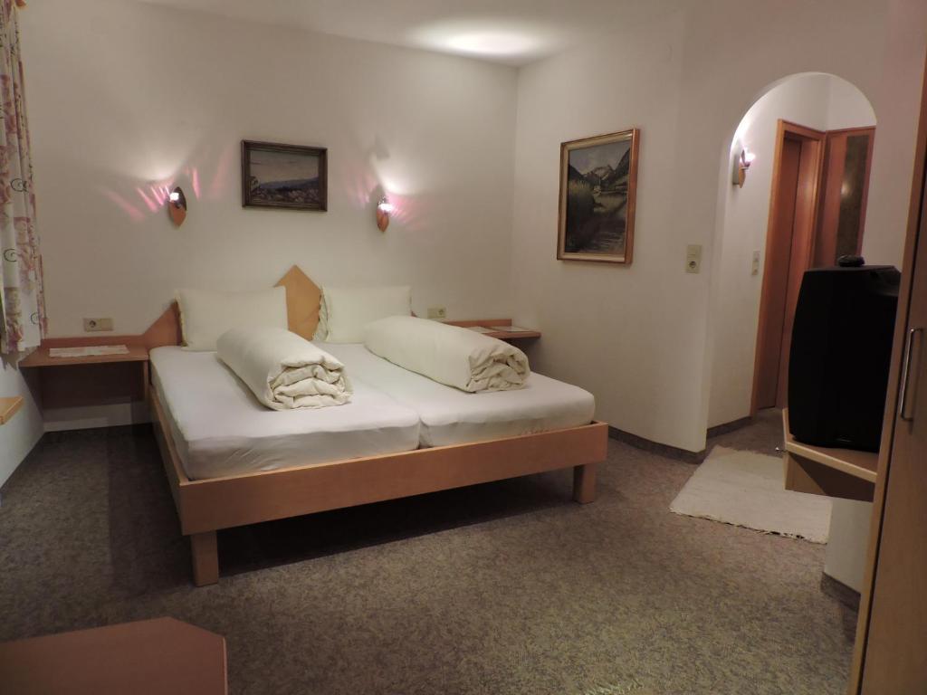 Pension Wallnoefer Mieming Quarto foto